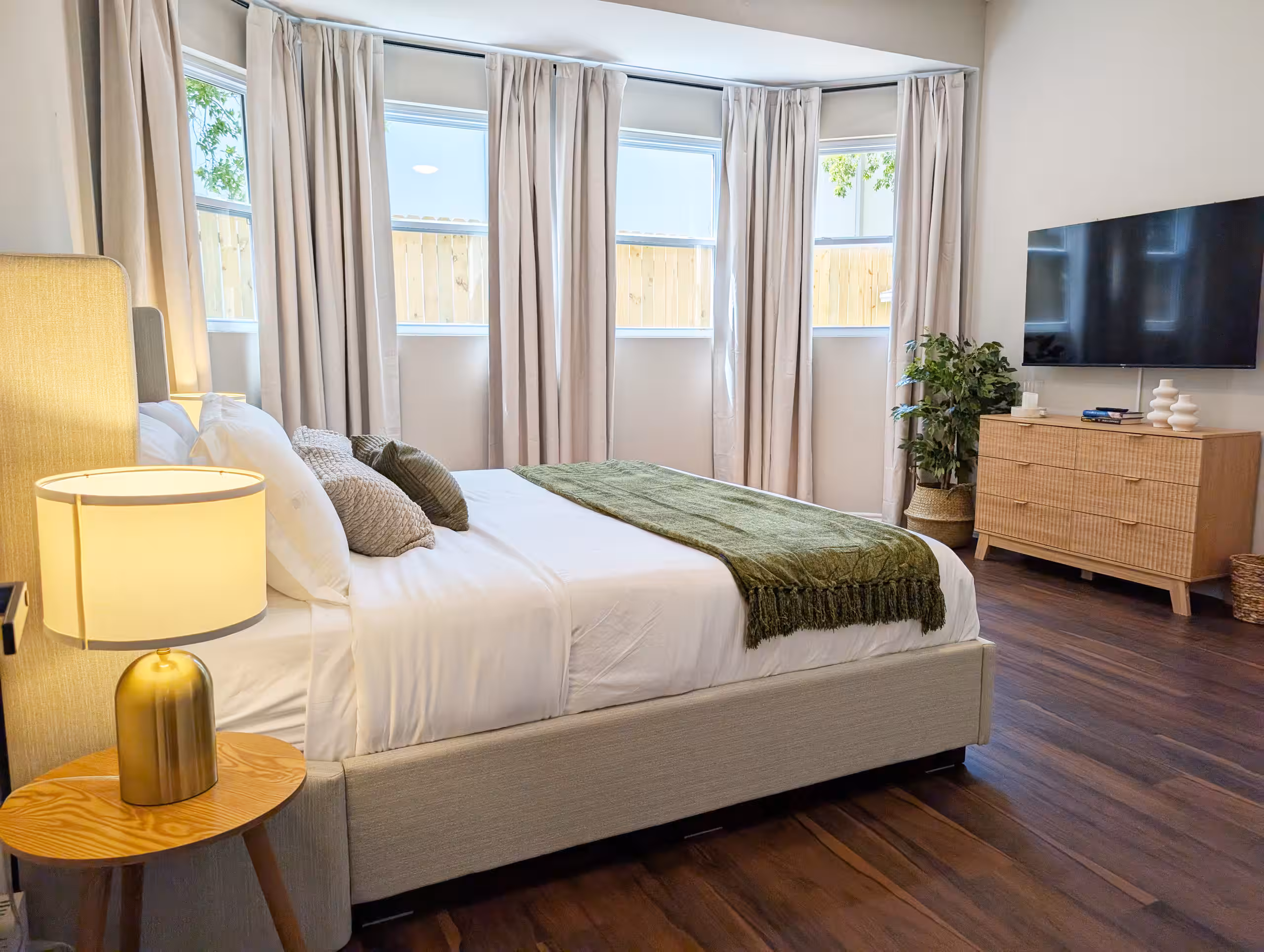 Beautiful N. Austin Retreat